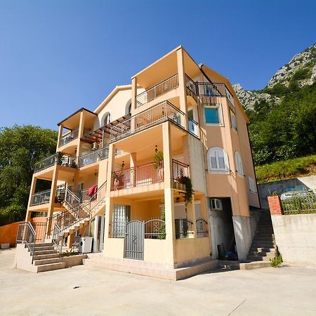 Apartments Panorama Kotor Exterior photo