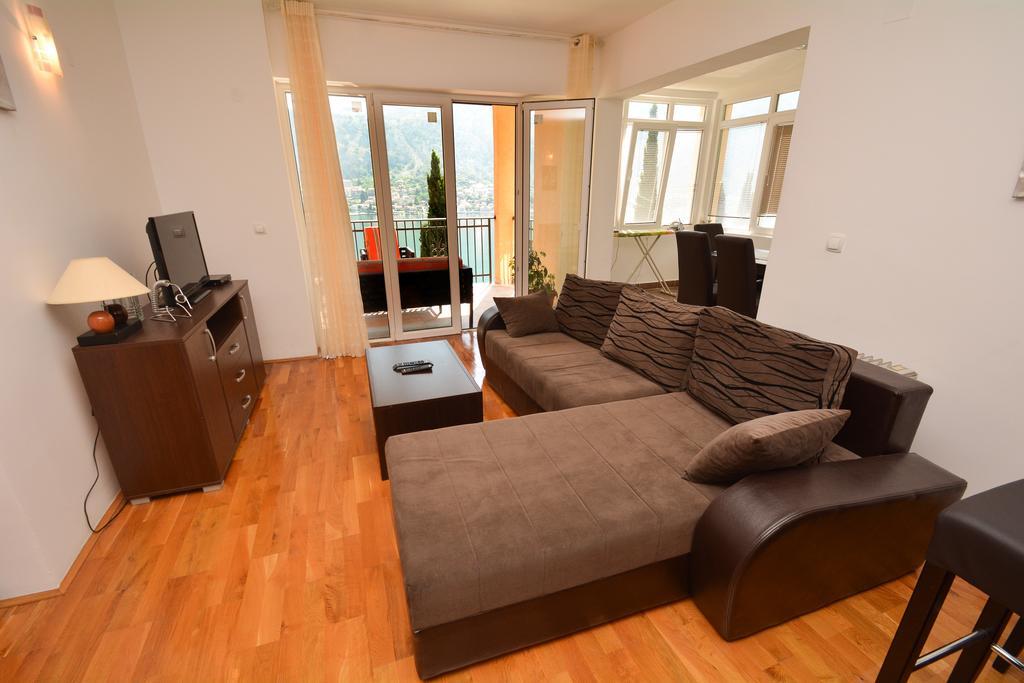 Apartments Panorama Kotor Exterior photo